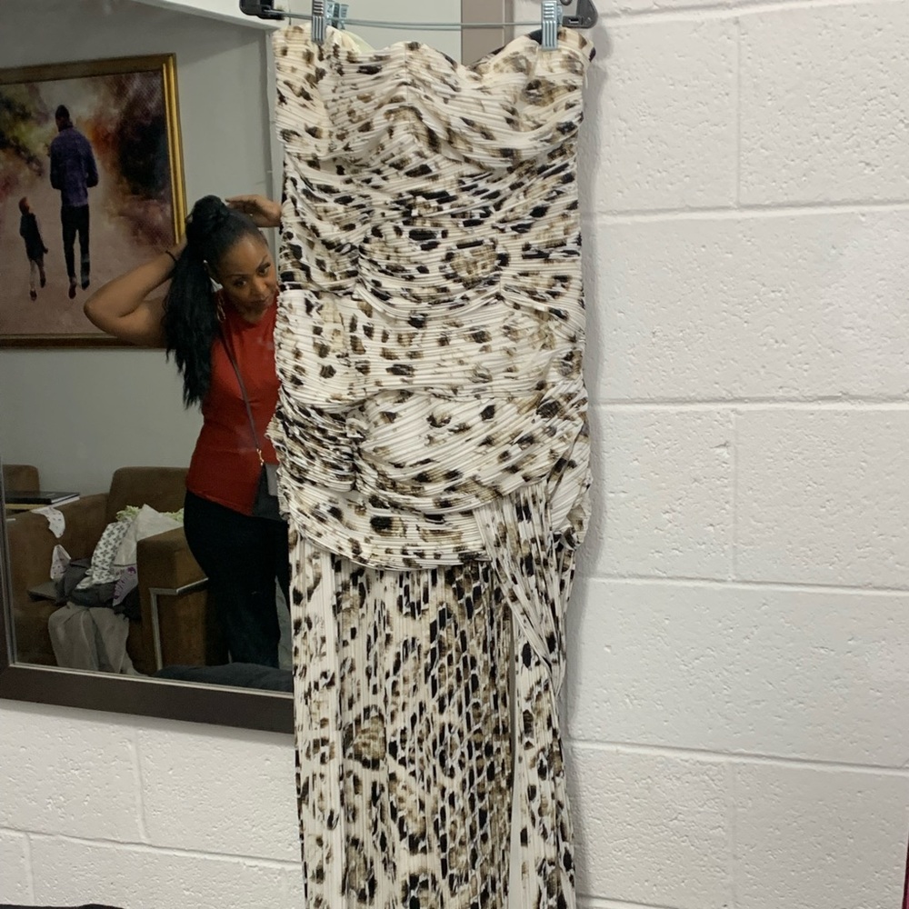 Halston Heritage Size 12 Leopard Wrap Dress